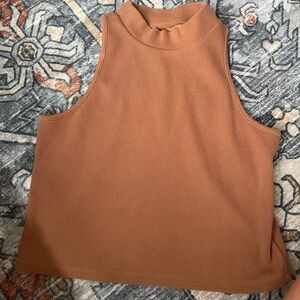 Cropped burnt orange turtle neck tank